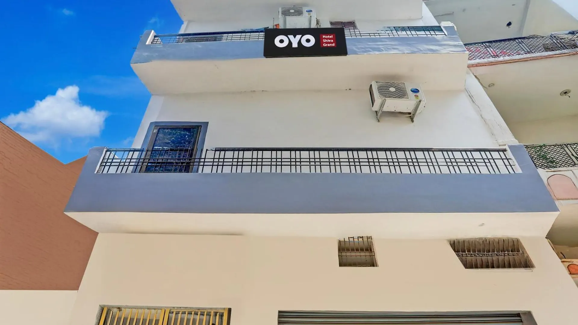***  Hotel O Shiva Grand Βαρανάσι Ινδία