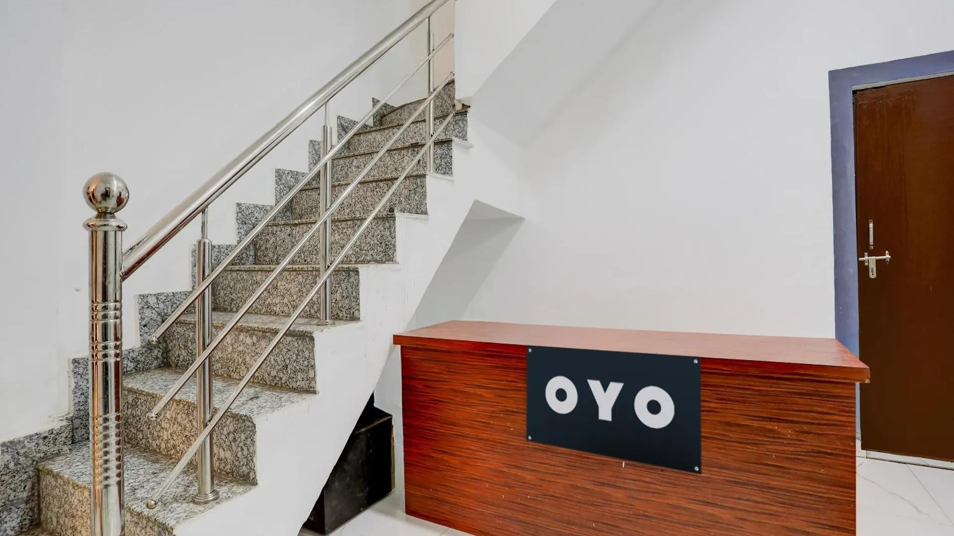 Hotel O Shiva Grand Varanasi India